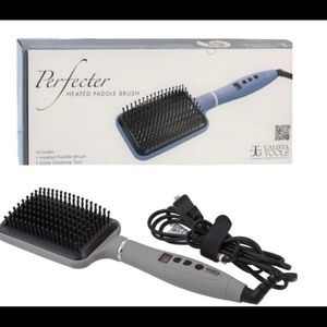 Calista Tools Perfecter Heated Paddle Brush - Grey